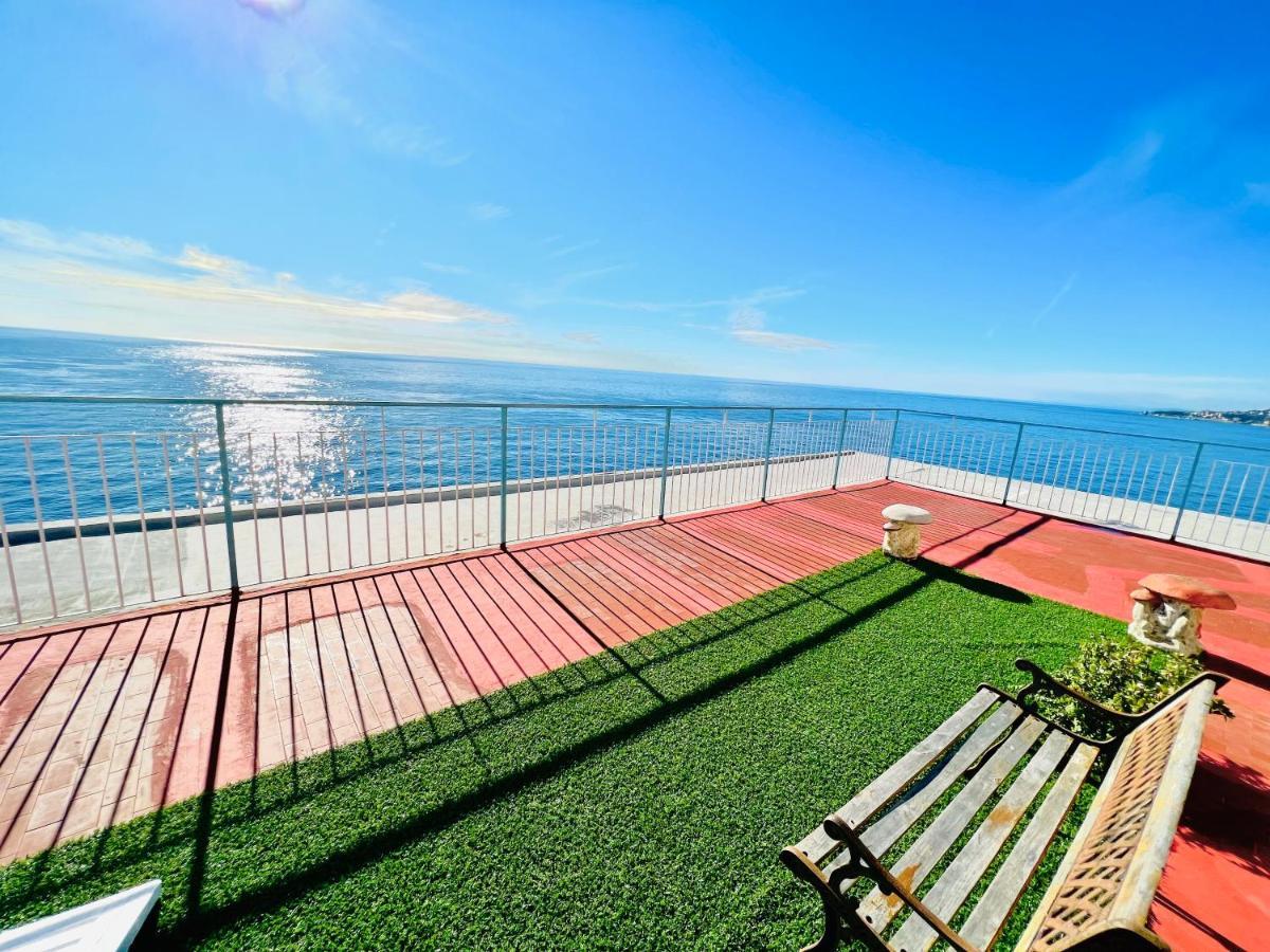 Suite Sunset 7 - Fronte Mare سانريمو المظهر الخارجي الصورة