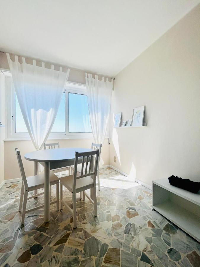 Suite Sunset 7 - Fronte Mare سانريمو المظهر الخارجي الصورة